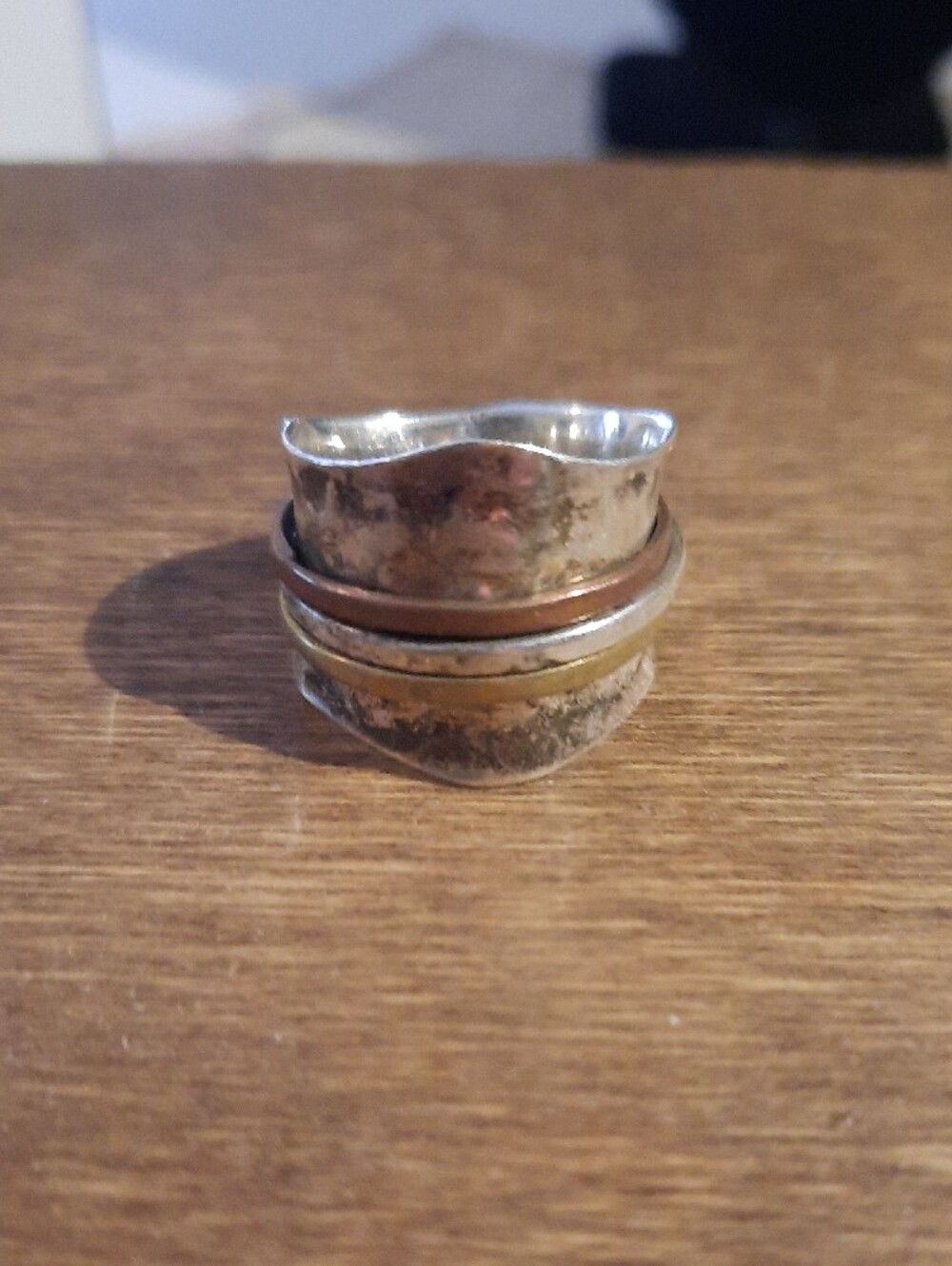 925 Tricolor Metal Spinner Ring - Picture 3 of 4